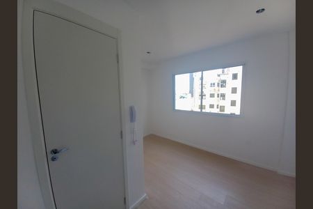 Studio à venda com 15m², 1 quarto e sem vaga Studio à venda com 15m², 1 quarto e sem vagaQuarto/Sala