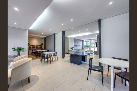 Apartamento à venda com 72m², 3 quartos e 2 vagas Apartamento à venda com 72m², 3 quartos e 2 vagasÁrea comum - Salão de festas