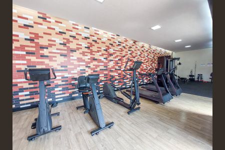 Apartamento à venda com 72m², 3 quartos e 2 vagas Apartamento à venda com 72m², 3 quartos e 2 vagasAcademia