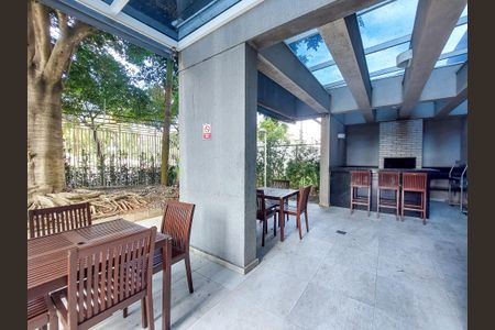 Apartamento à venda com 72m², 3 quartos e 2 vagas Apartamento à venda com 72m², 3 quartos e 2 vagasÁrea comum - Churrasqueira