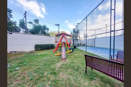 Apartamento à venda com 72m², 3 quartos e 2 vagas Apartamento à venda com 72m², 3 quartos e 2 vagasÁrea comum - Playground
