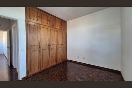 Apartamento para alugar com 85m², 3 quartos e 2 vagas Apartamento para alugar com 85m², 3 quartos e 2 vagasSuíte