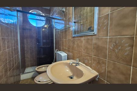 Banheiro da Suíte de apartamento para alugar com 3 quartos, 85m² em Santa Efigênia, Belo Horizonte