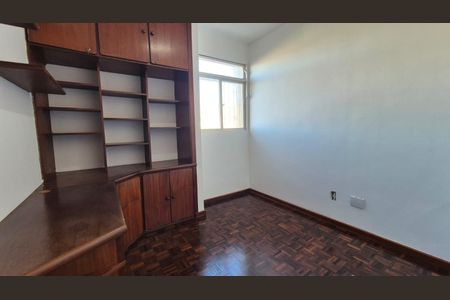 Apartamento para alugar com 85m², 3 quartos e 2 vagas Apartamento para alugar com 85m², 3 quartos e 2 vagasQuarto 2