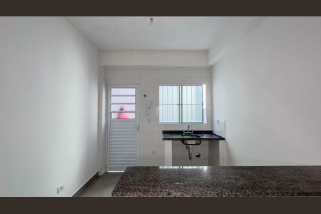 Sala e Cozinha de casa para alugar com 1 quarto, 35m² em Vila das Belezas, São Paulo