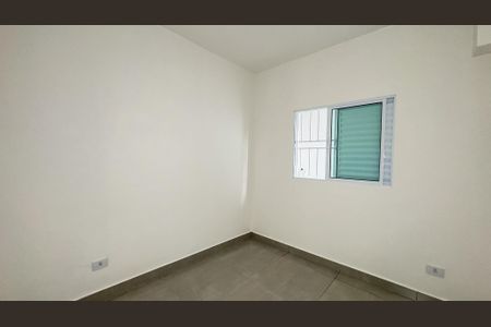 Quarto de casa para alugar com 1 quarto, 35m² em Vila das Belezas, São Paulo
