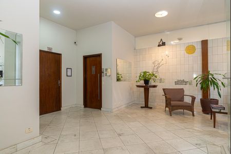 Área comum - Hall Social de apartamento para alugar com 3 quartos, 169m² em Consolação, São Paulo