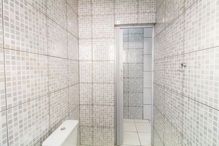 Banheiro de casa para alugar com 2 quartos, 100m² em Vila Campanela, São Paulo