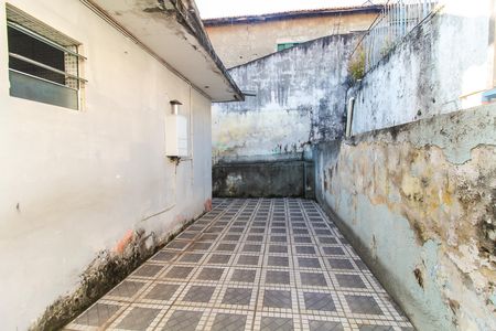 Quintal de casa para alugar com 2 quartos, 100m² em Vila Campanela, São Paulo