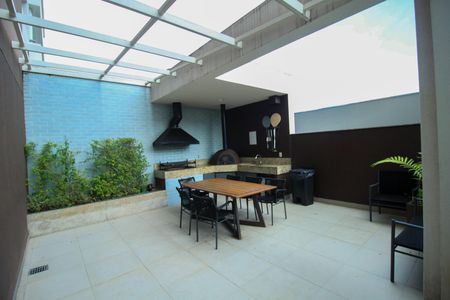 Apartamento à venda com 66m², 2 quartos e 1 vaga