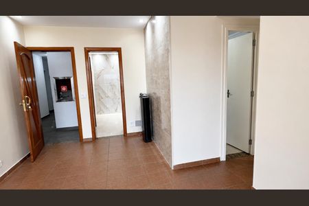 Sala de apartamento para alugar com 2 quartos, 65m² em Todos Os Santos, Rio de Janeiro