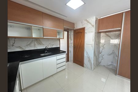 Apartamento para alugar com 65m², 2 quartos e 1 vagaCozinha