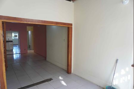 Casa para alugar com 80m², 2 quartos e sem vagaSala