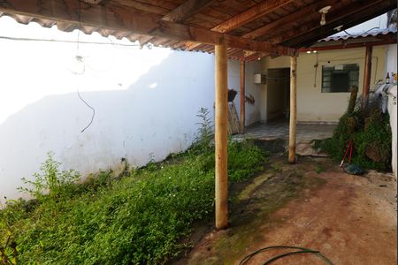 Casa para alugar com 80m², 2 quartos e sem vagaÁrea externa