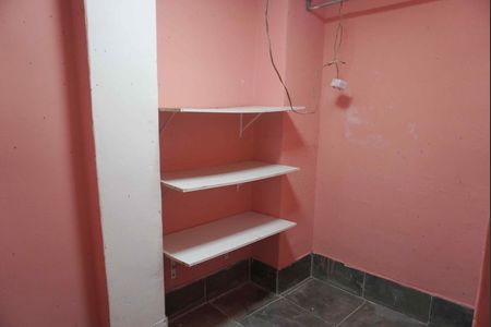 Casa para alugar com 80m², 2 quartos e sem vagaDespensa