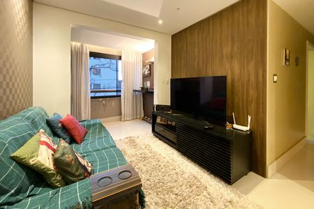 Apartamento à venda com 120m², 3 quartos e 2 vagas Apartamento à venda com 120m², 3 quartos e 2 vagasSala