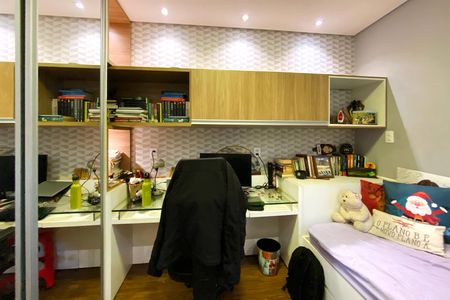 Apartamento à venda com 120m², 3 quartos e 2 vagas Apartamento à venda com 120m², 3 quartos e 2 vagasQuarto 2