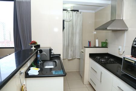 Cozinha de apartamento para alugar com 1 quarto, 44m² em Setor Central, Goiânia
