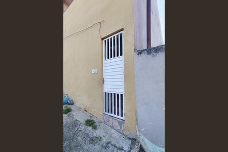 Casa para alugar com 46m², 1 quarto e sem vaga Casa para alugar com 46m², 1 quarto e sem vagaFachada