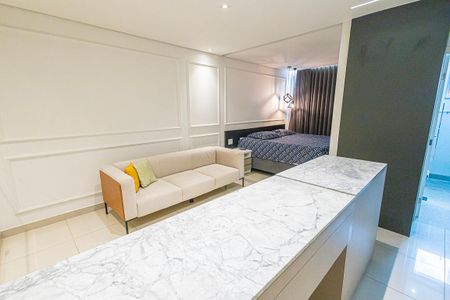 Studio para alugar com 40m², 1 quarto e 1 vaga Studio para alugar com 40m², 1 quarto e 1 vagaFlat: sala/cozinha e quarto