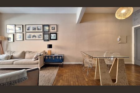 Apartamento à venda com 82m², 2 quartos e sem vaga Apartamento à venda com 82m², 2 quartos e sem vagaSala