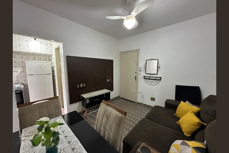 Sala de apartamento para alugar com 1 quarto, 38m² em Centro, São Vicente