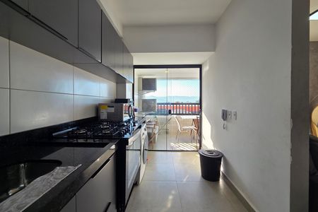 Cozinha de apartamento para alugar com 2 quartos, 110m² em Guilhermina, Praia Grande