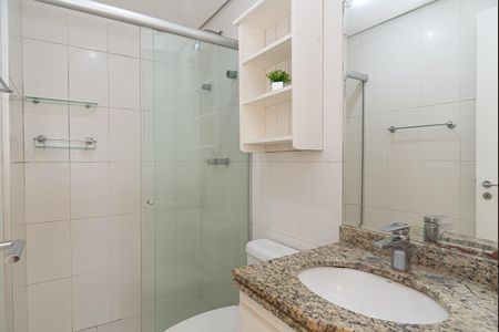 Apartamento à venda com 52m², 2 quartos e 1 vaga Apartamento à venda com 52m², 2 quartos e 1 vagaBanheiro