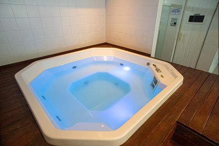 Apartamento à venda com 52m², 2 quartos e 1 vaga Apartamento à venda com 52m², 2 quartos e 1 vagaÁrea comum - Ofurô