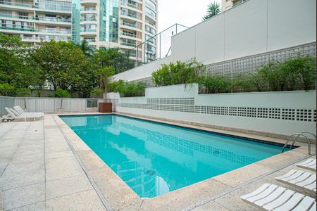 Apartamento à venda com 52m², 2 quartos e 1 vaga Apartamento à venda com 52m², 2 quartos e 1 vagaÁrea comum - Piscina