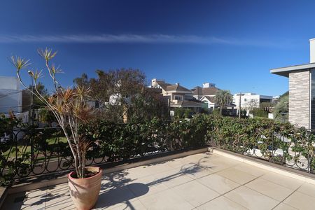 Casa de condomínio para alugar com 276m², 4 quartos e 4 vagasSacada 1