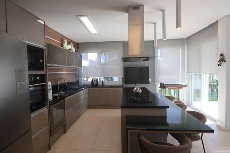 Casa de condomínio para alugar com 276m², 4 quartos e 4 vagasCozinha