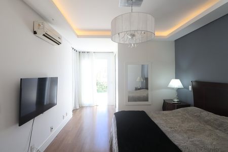 Casa de condomínio para alugar com 276m², 4 quartos e 4 vagasSuite 1