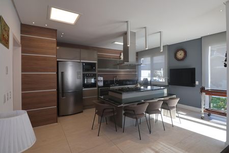 Casa de condomínio para alugar com 276m², 4 quartos e 4 vagasCozinha