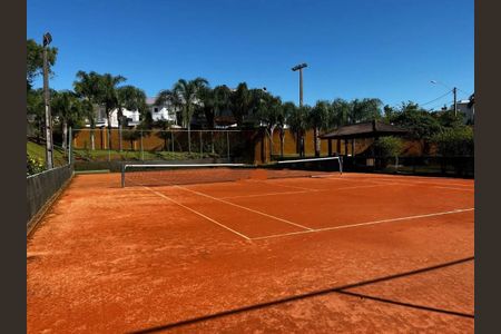 Casa de condomínio para alugar com 276m², 4 quartos e 4 vagas Casa de condomínio para alugar com 276m², 4 quartos e 4 vagasQuadra Esportiva