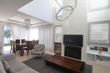 Sala de casa de condomínio para alugar com 4 quartos, 276m² em Neópolis, Gravataí