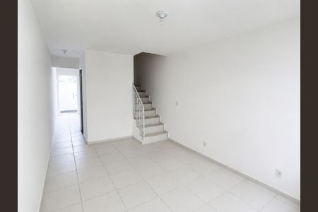 Casa para alugar com 2 quartos, 76m² em Ipiranga, Nova Iguaçu