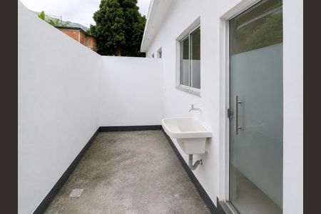 Lavanderia de casa para alugar com 2 quartos, 76m² em Ipiranga, Nova Iguaçu