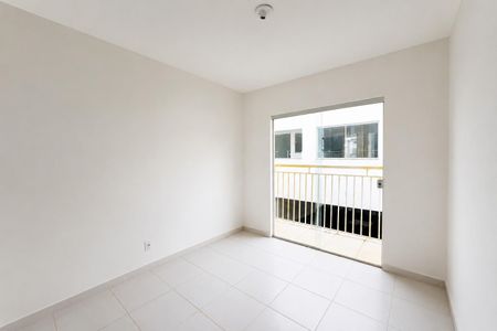 Quarto 2 de casa para alugar com 2 quartos, 76m² em Ipiranga, Nova Iguaçu
