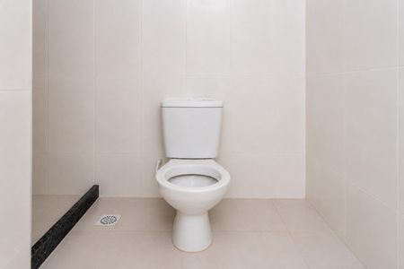 Banheiro social de casa para alugar com 2 quartos, 76m² em Ipiranga, Nova Iguaçu