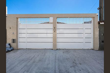 Fachada de casa para alugar com 4 quartos, 300m² em Enseada, Guarujá