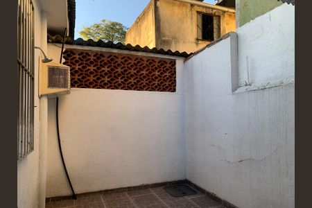 Quintal de casa de condomínio para alugar com 2 quartos, 50m² em Taquara, Rio de Janeiro