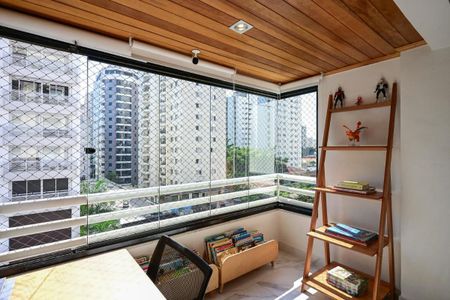 Varanda de apartamento à venda com 2 quartos, 72m² em Planalto Paulista, São Paulo