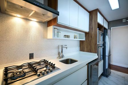Cozinha de apartamento à venda com 2 quartos, 72m² em Planalto Paulista, São Paulo