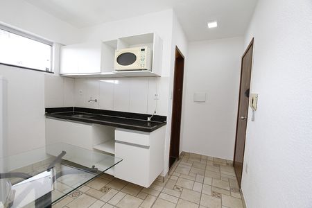 Cozinha de kitnet/studio para alugar com 1 quarto, 35m² em João Pinheiro, Belo Horizonte