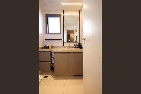 Apartamento à venda com 76m², 2 quartos e 1 vaga Apartamento à venda com 76m², 2 quartos e 1 vagaBanheiro Suíte 1
