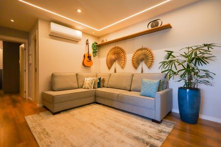 Apartamento à venda com 76m², 2 quartos e 1 vaga Apartamento à venda com 76m², 2 quartos e 1 vagaSala