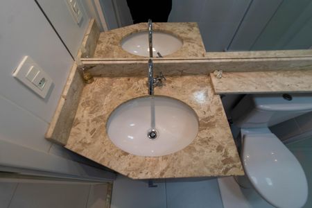 Apartamento à venda com 61m², 2 quartos e sem vaga Apartamento à venda com 61m², 2 quartos e sem vagaBanheiro