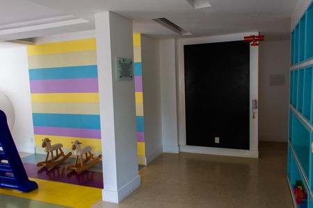 ÁREA COMUM - BRINQUEDOTECA de apartamento à venda com 2 quartos, 61m² em Taquaral, Campinas