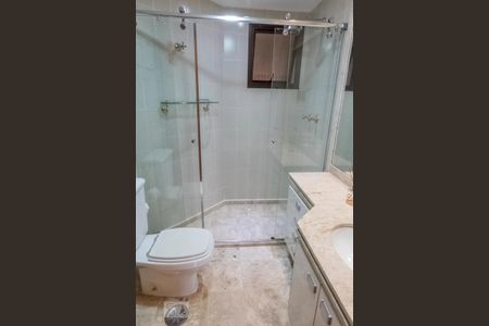 Apartamento à venda com 125m², 3 quartos e 2 vagas Apartamento à venda com 125m², 3 quartos e 2 vagasBanheiro